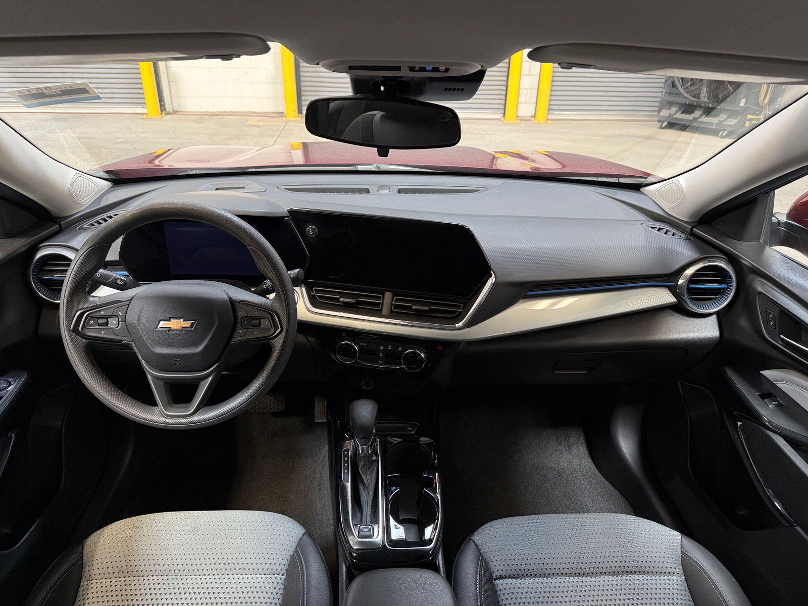 Thumbnail: 2025 Chevrolet Trax - 3