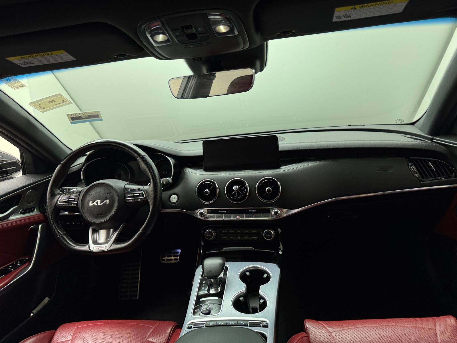 Thumbnail: 2022 Kia Stinger - 2