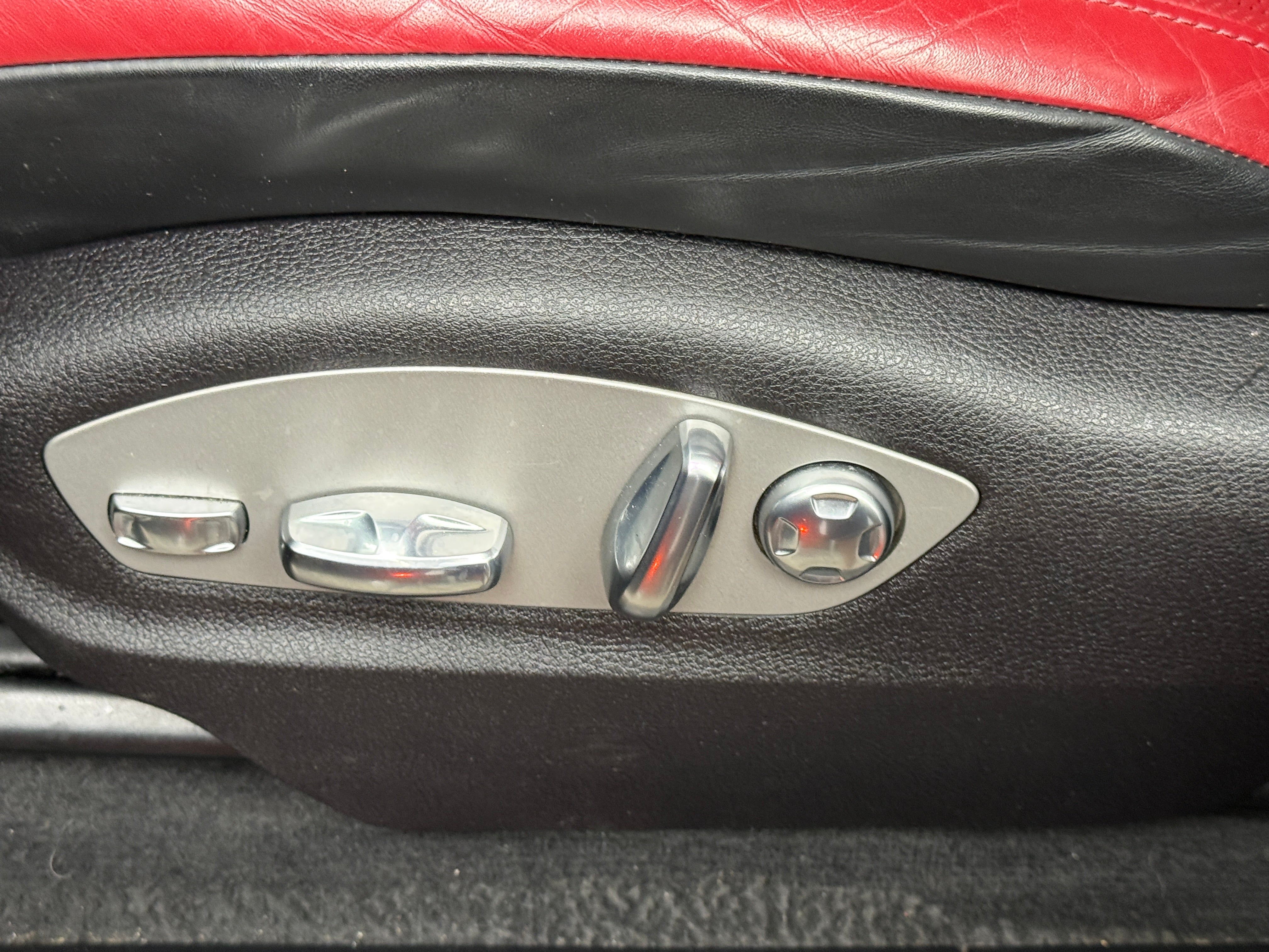 WP1AA2A58RLB06441