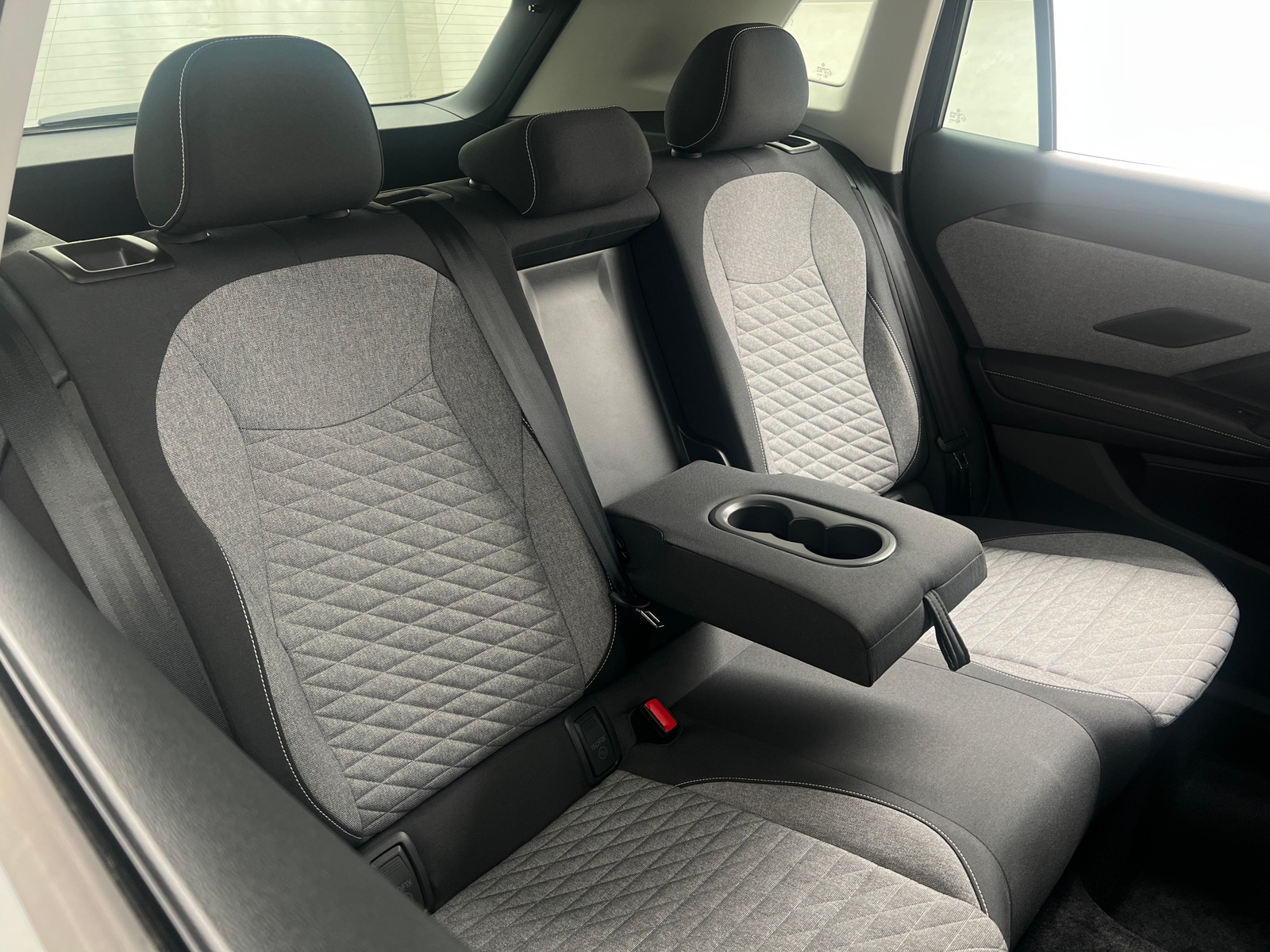 Thumbnail: 2025 Volkswagen Tiguan - 6