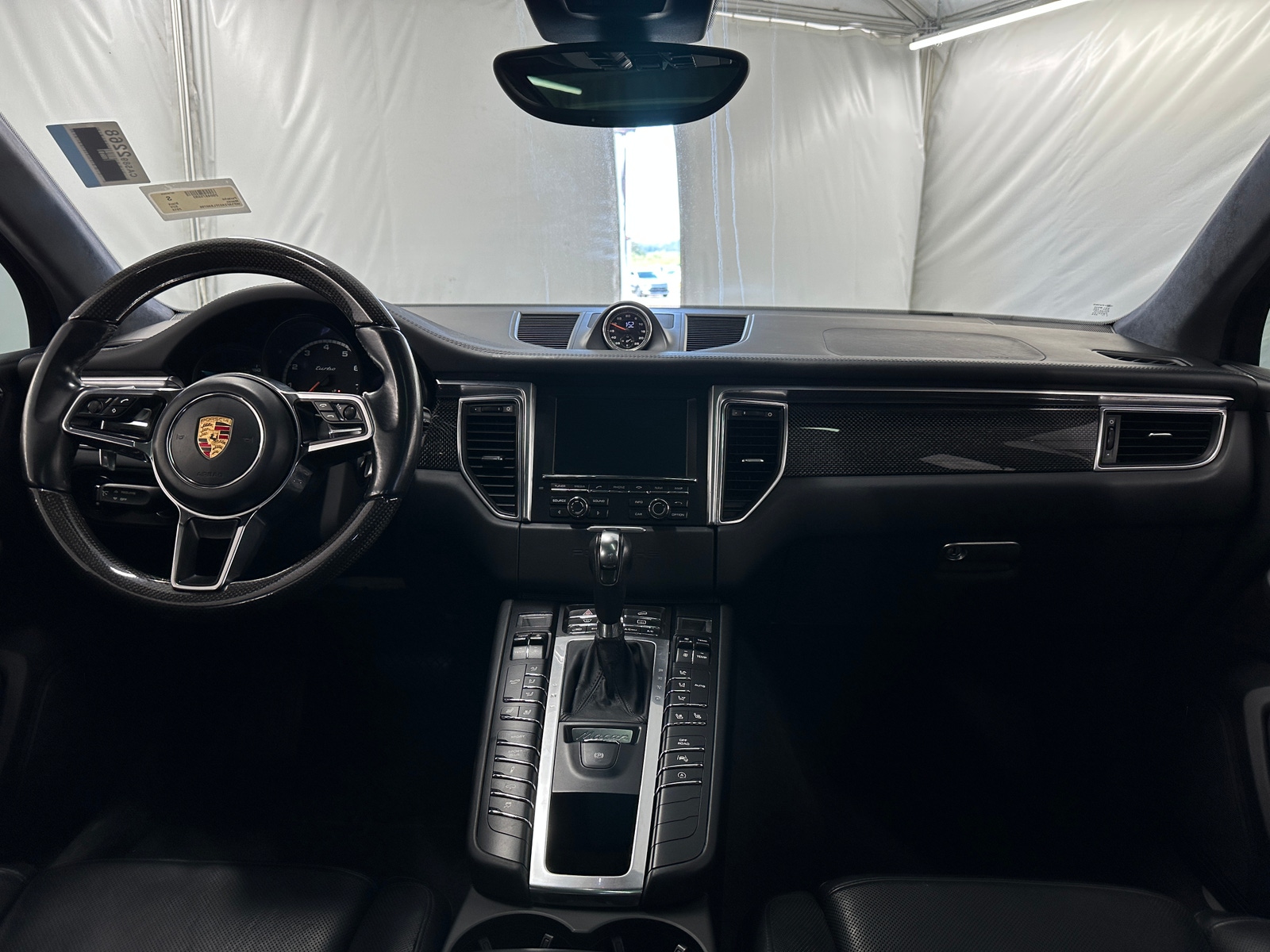 Thumbnail: 2015 Porsche Macan - 2