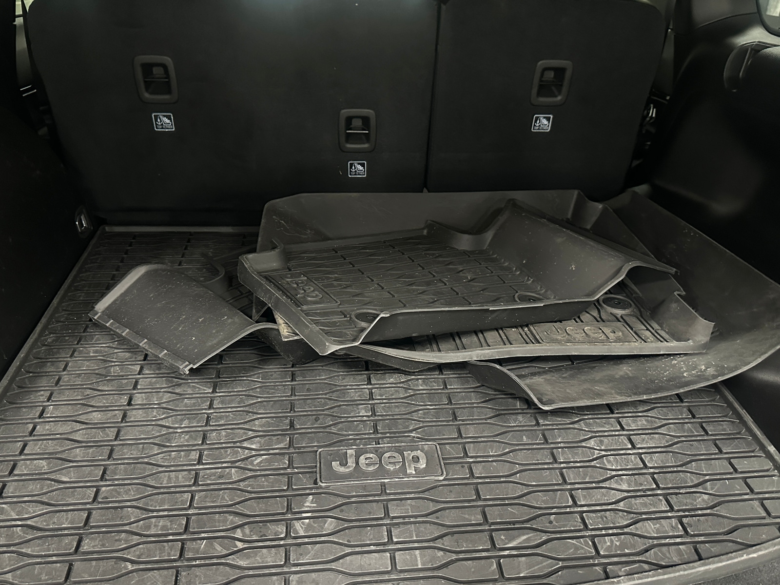Thumbnail: 2025 Jeep Grand Cherokee - 6