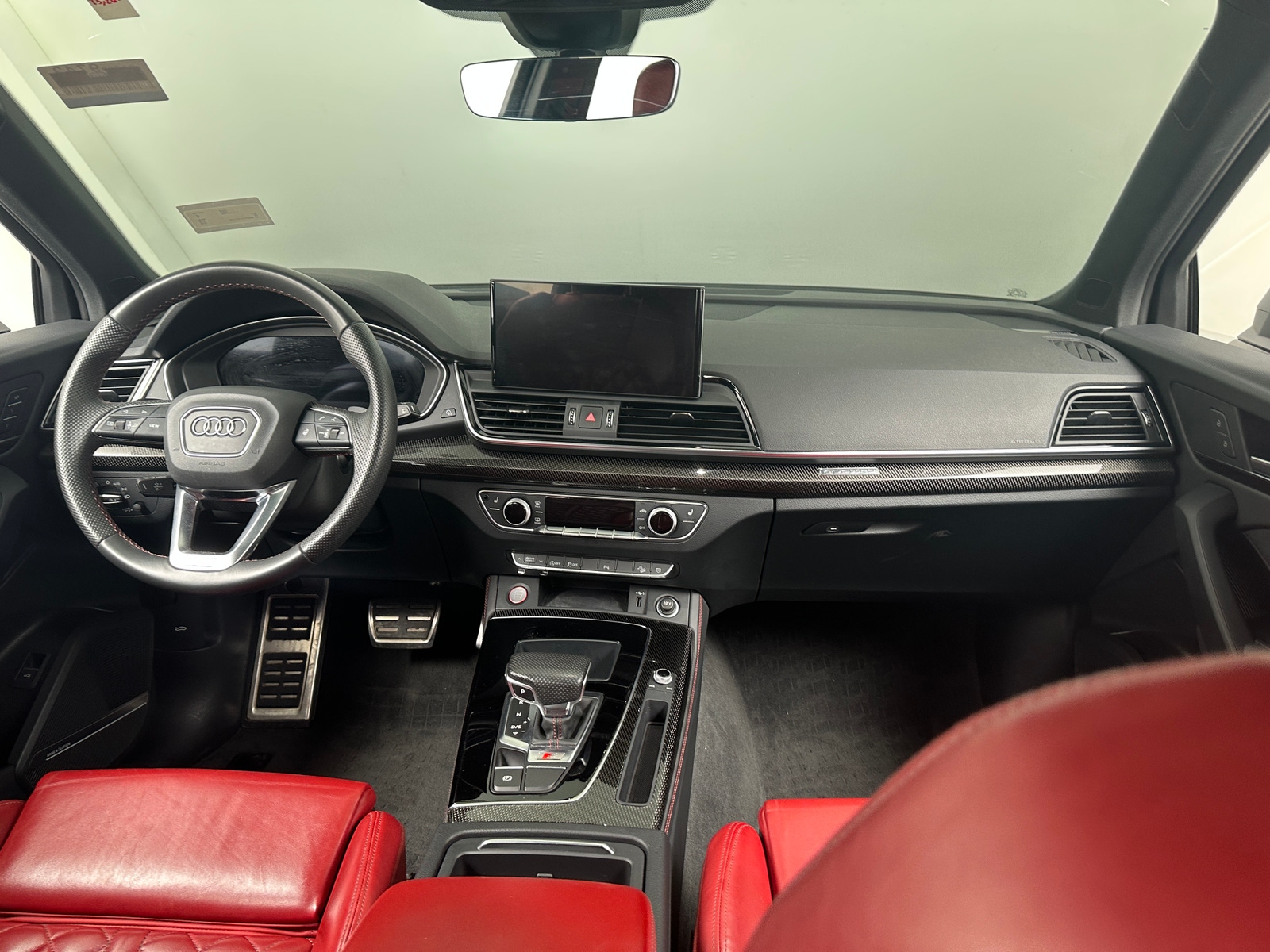 Thumbnail: 2022 Audi SQ5 - 2