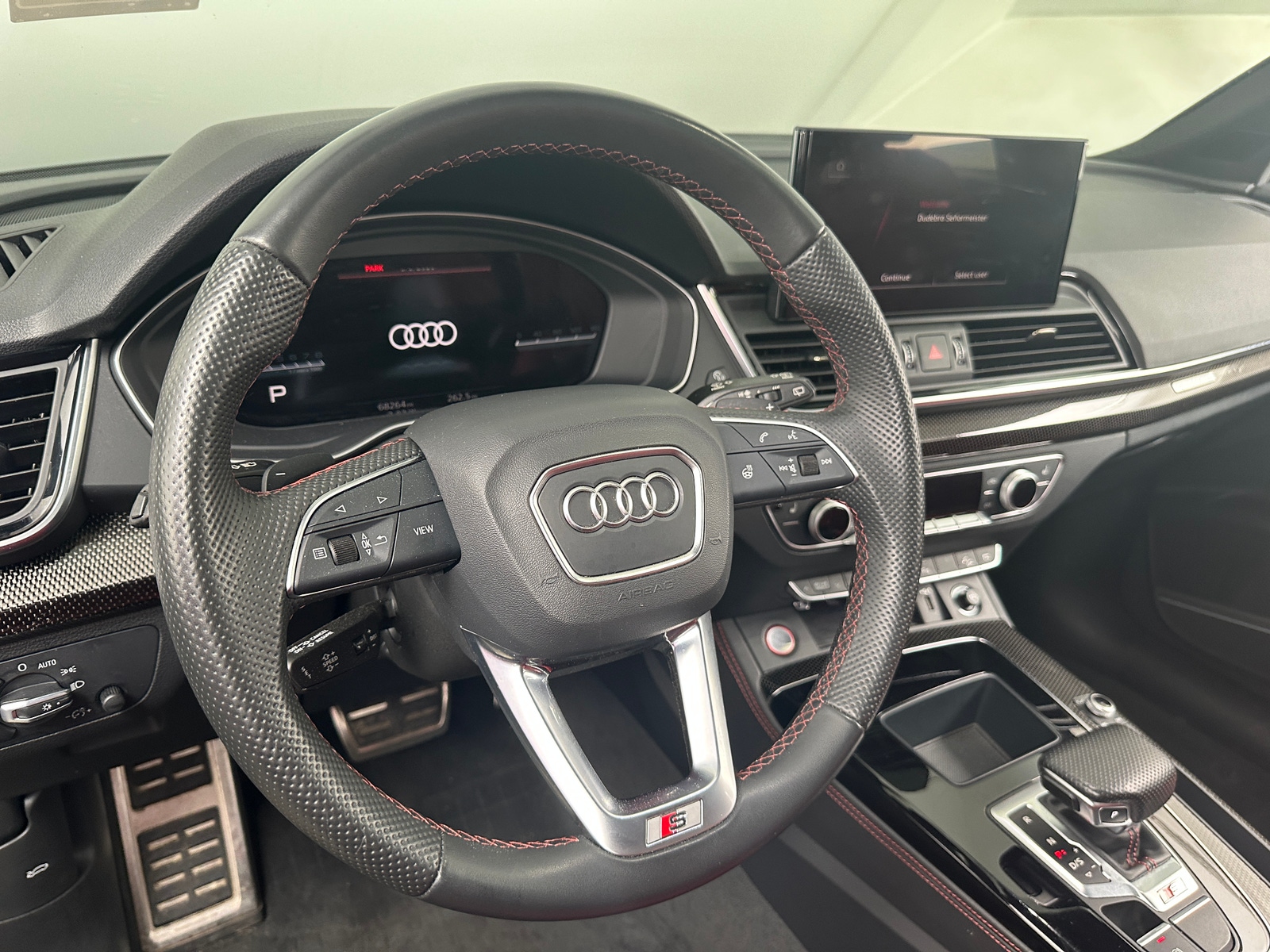 Thumbnail: 2022 Audi SQ5 - 4
