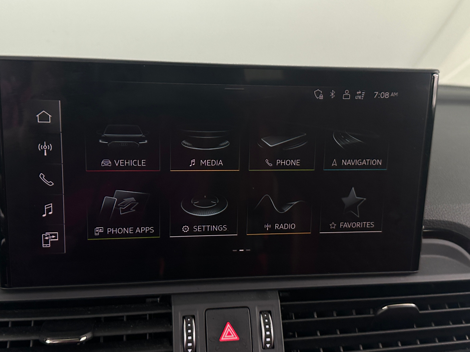 Thumbnail: 2022 Audi SQ5 - 3