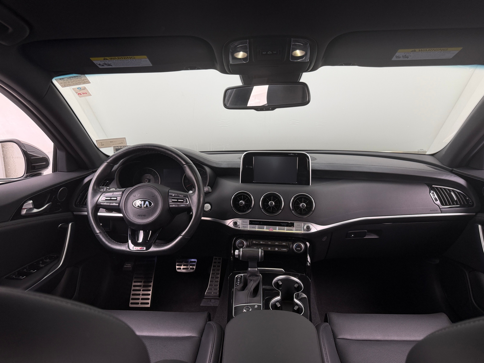 Thumbnail: 2020 Kia Stinger - 2