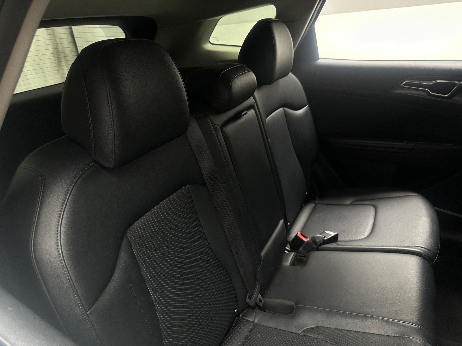 Thumbnail: 2023 Kia Sportage - 5