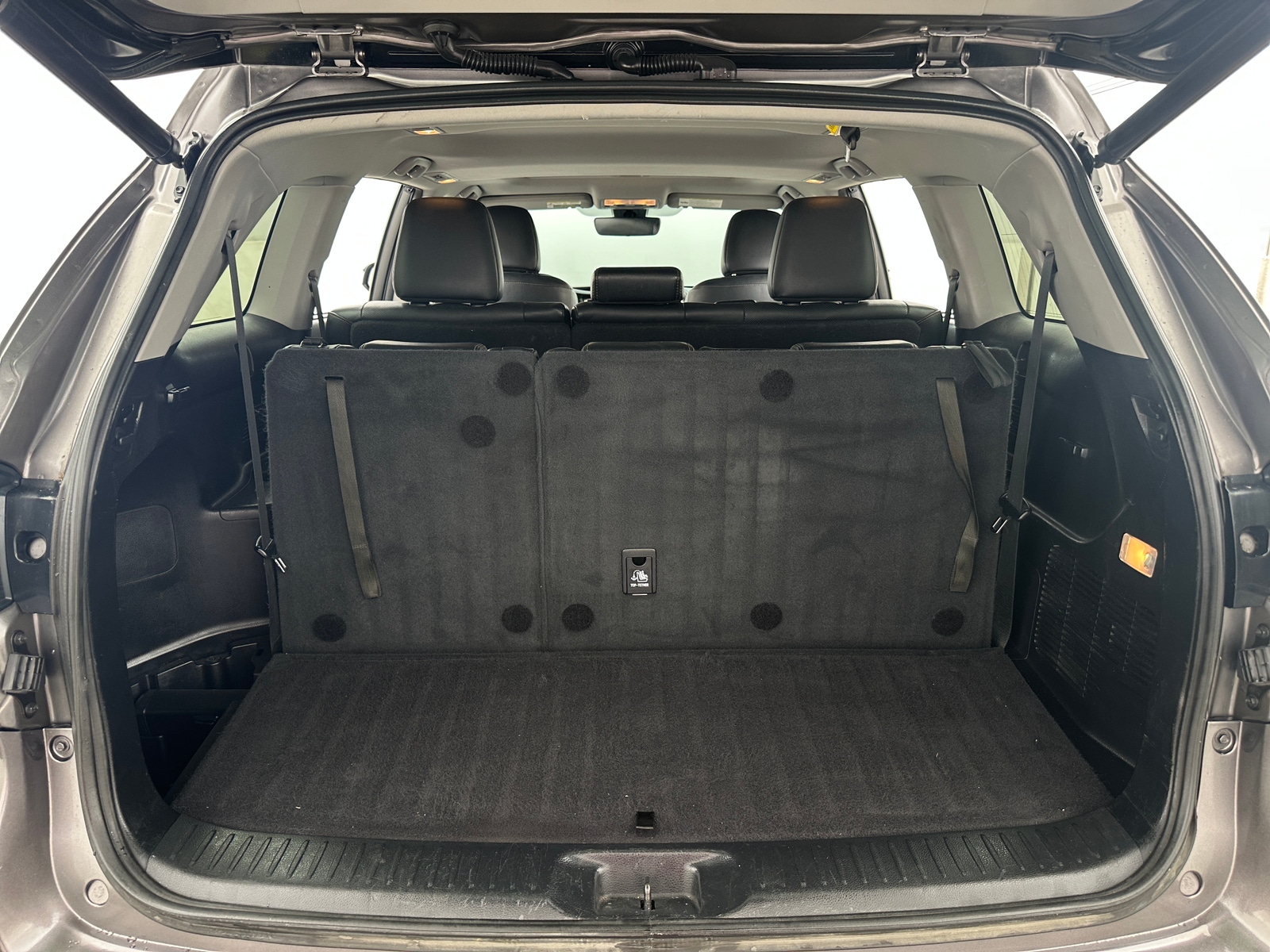 Thumbnail: 2017 Toyota Highlander - 7