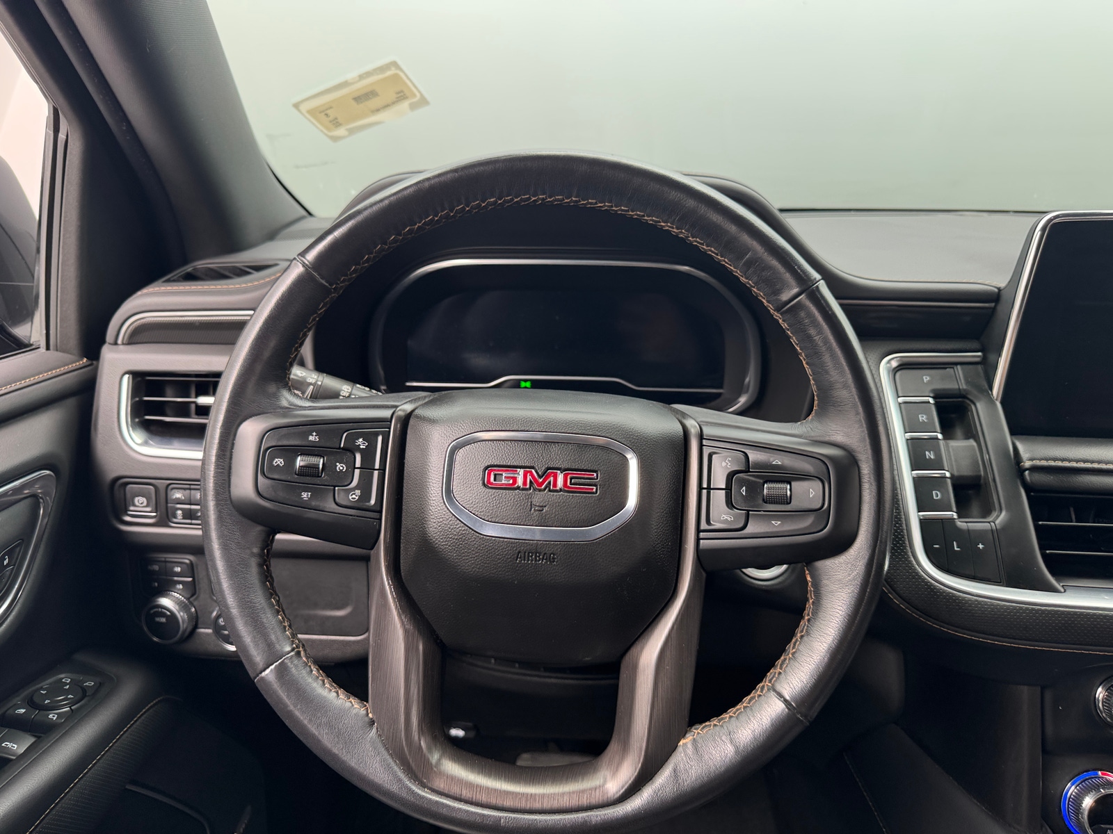 Thumbnail: 2022 GMC Yukon - 4