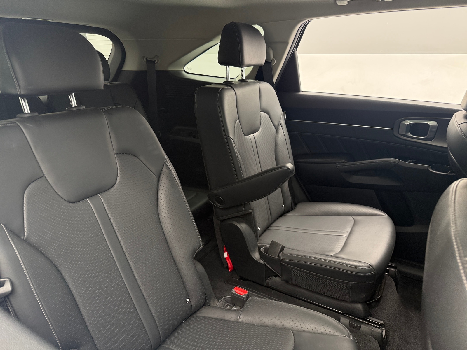 Thumbnail: 2024 Kia Sorento - 5