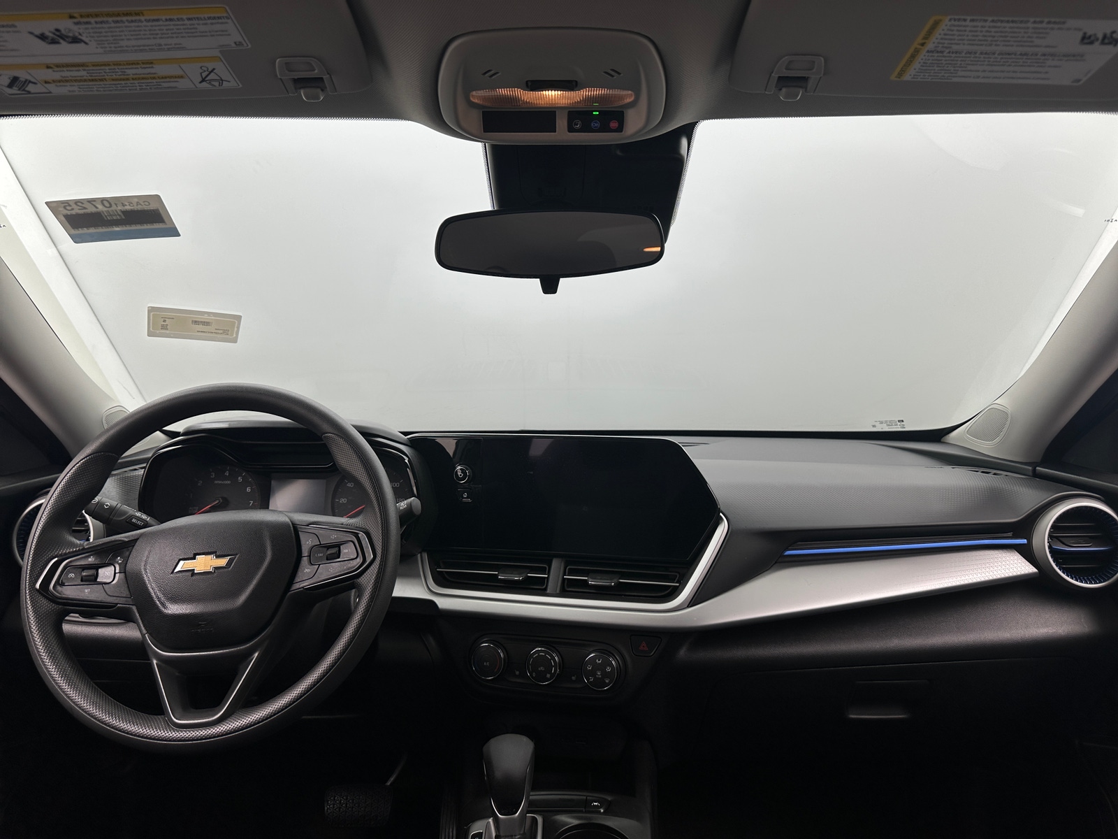 Thumbnail: 2025 Chevrolet Trax - 3
