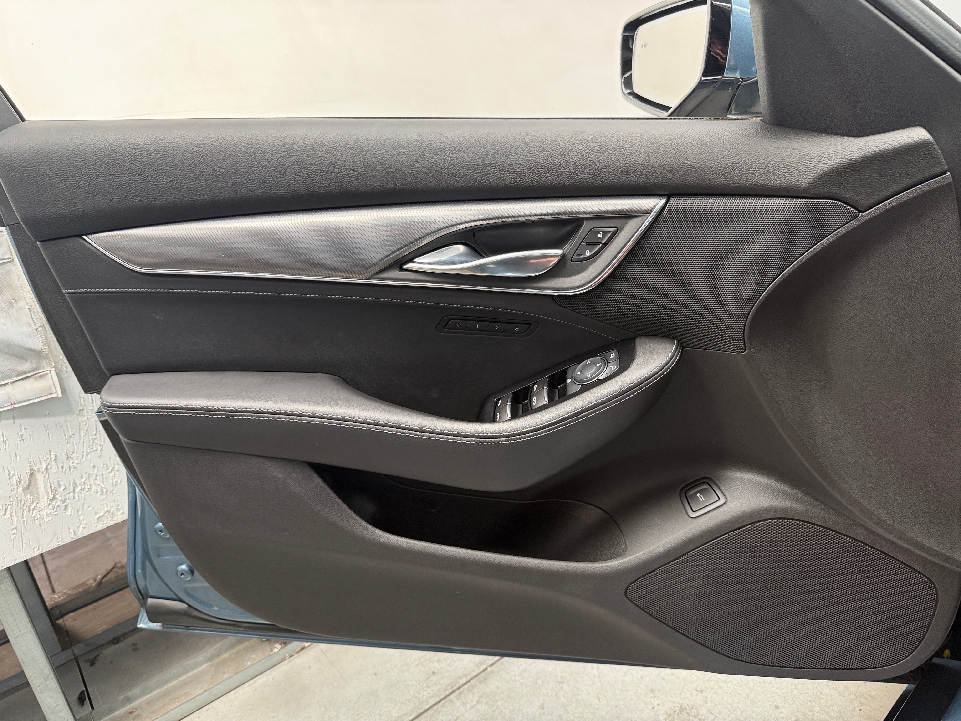 2023 Cadillac CT5