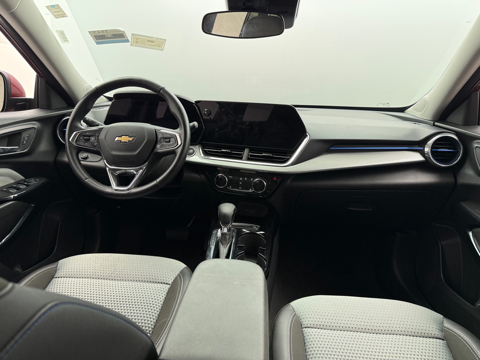Thumbnail: 2025 Chevrolet Trax - 3