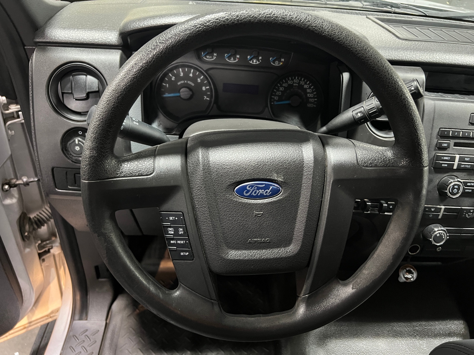 Thumbnail: 2014 Ford Econoline - 5