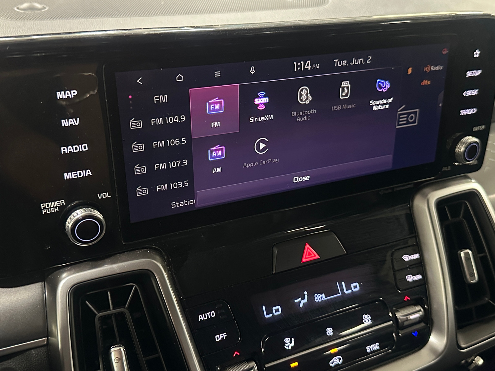 Thumbnail: 2023 Kia Sorento - 3
