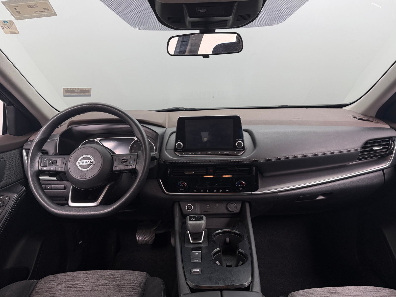 Thumbnail: 2021 Nissan Rogue - 3