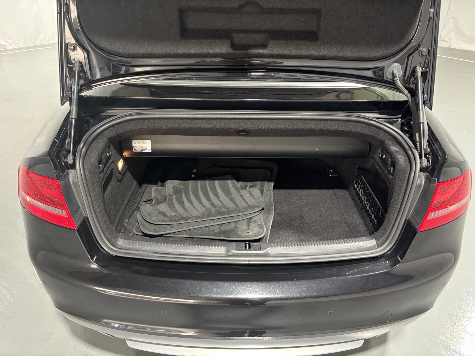 Thumbnail: 2012 Audi S5 - 6