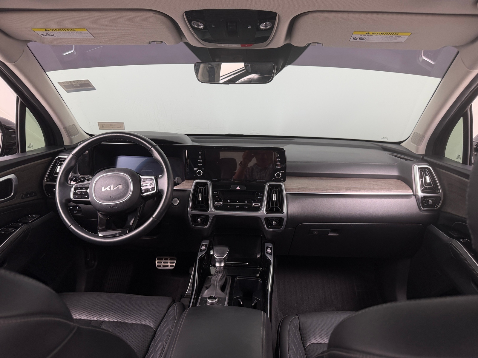 Thumbnail: 2023 Kia Sorento - 2
