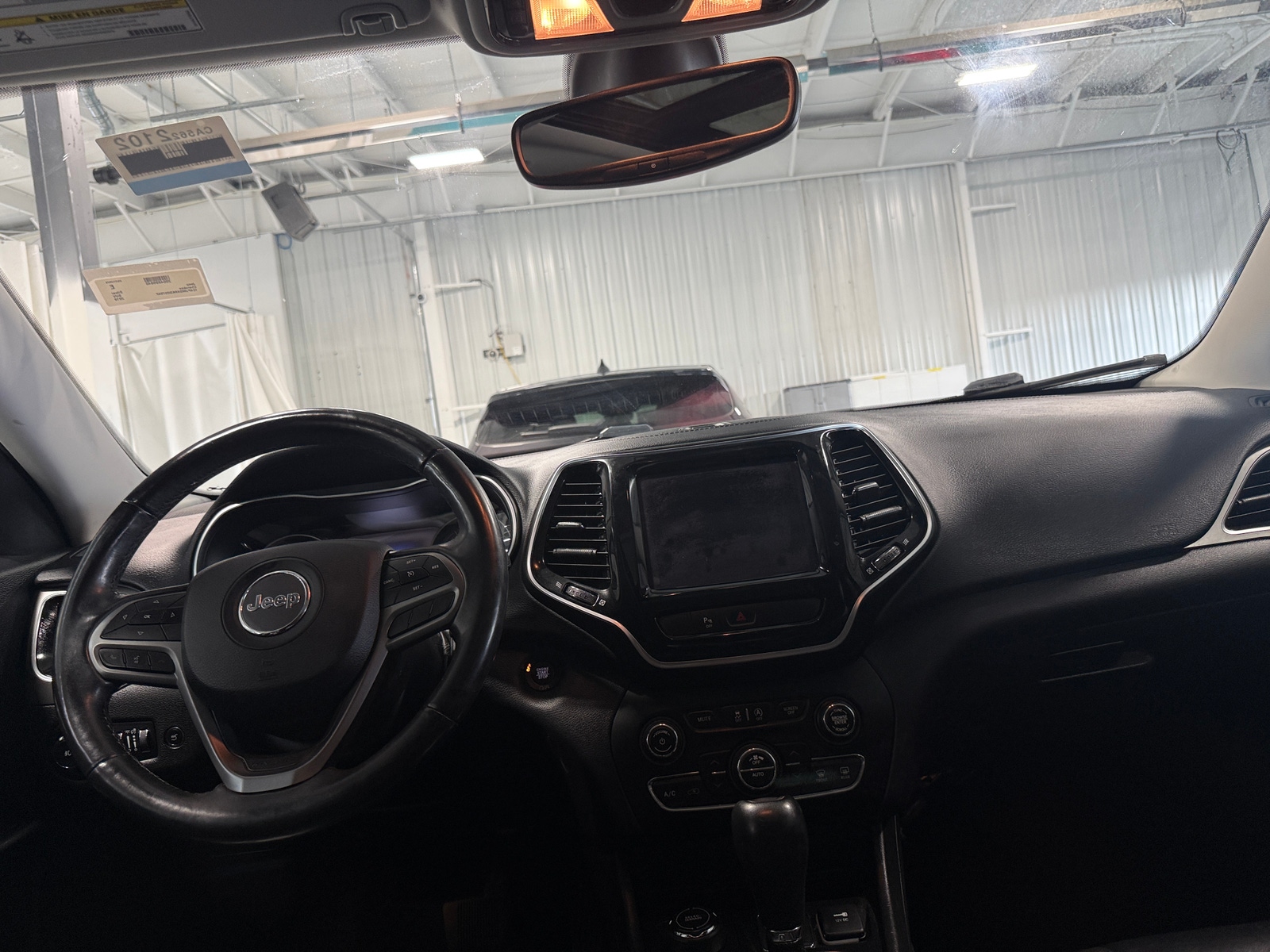 Thumbnail: 2019 Jeep Cherokee - 2