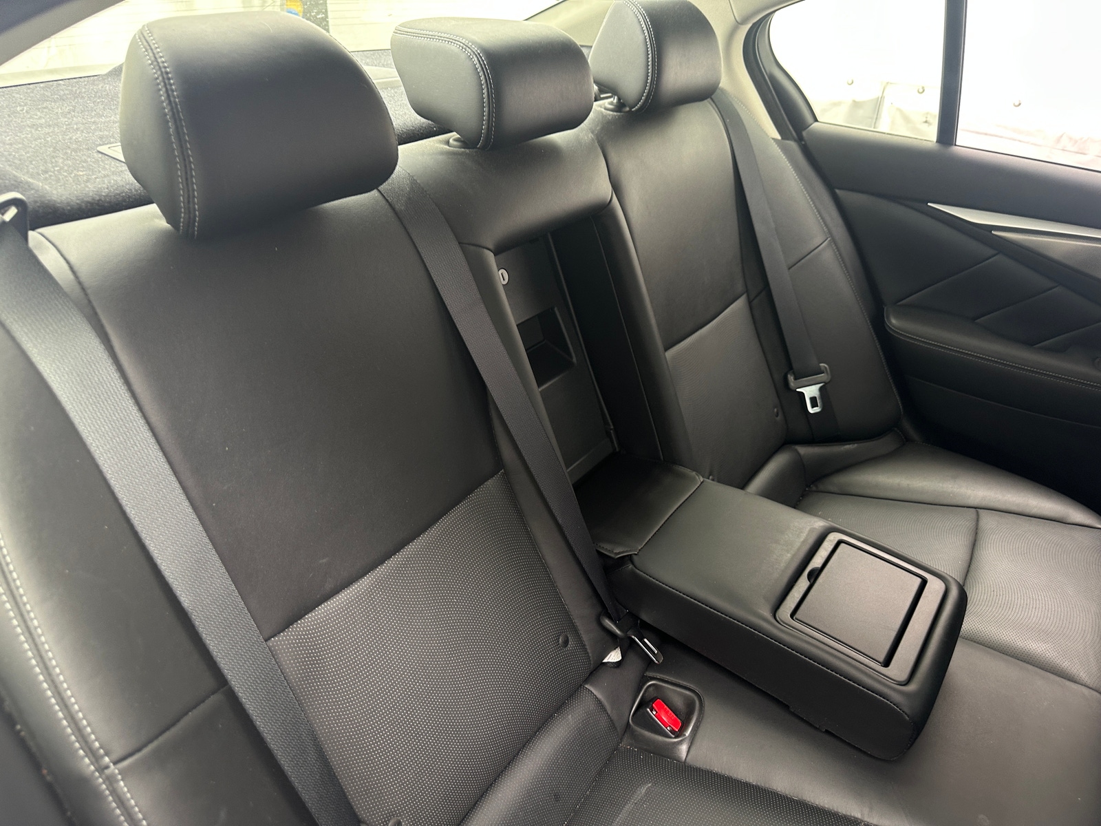Thumbnail: 2015 INFINITI Q50 - 6