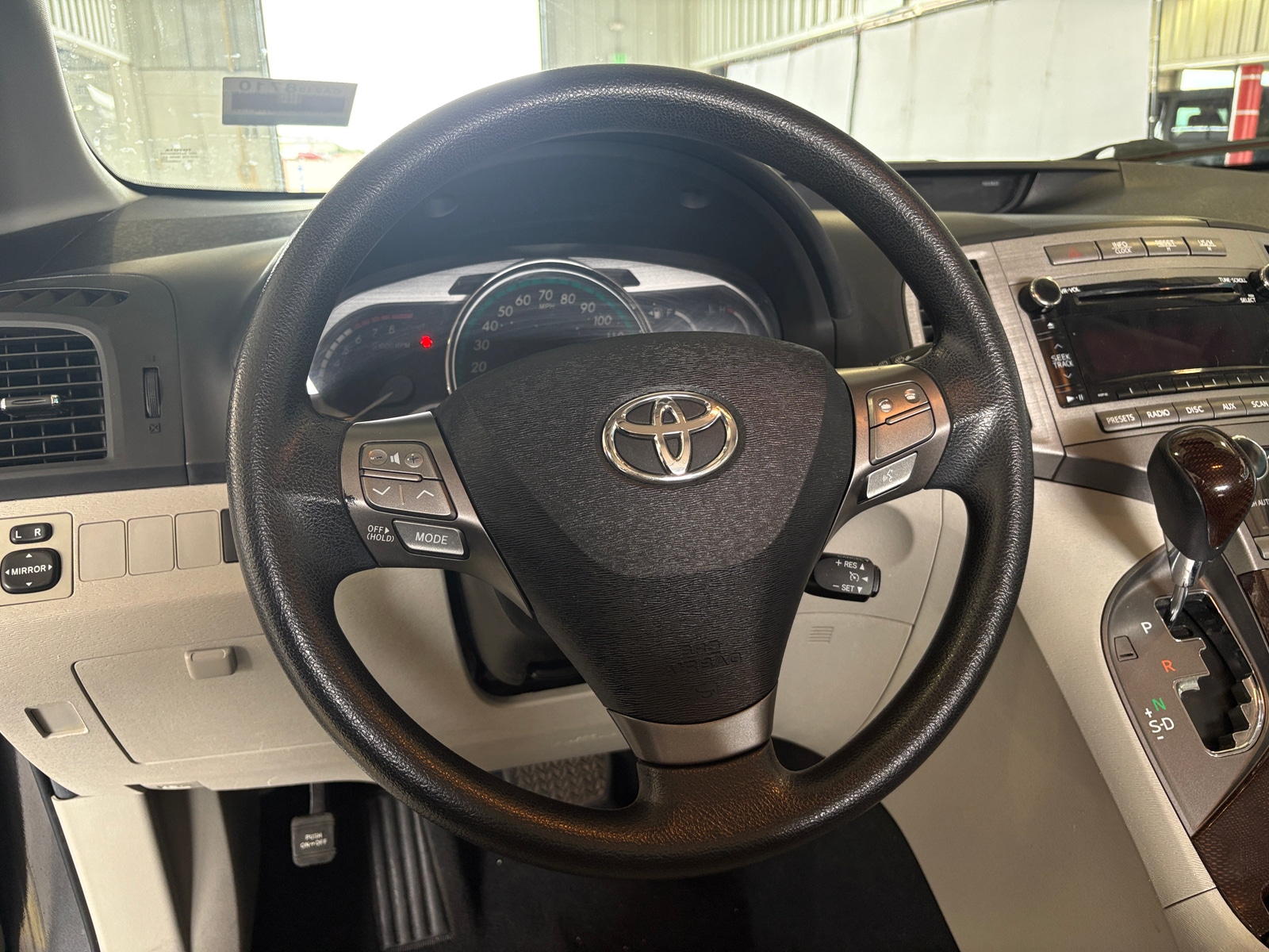 Thumbnail: 2011 Toyota Venza - 5
