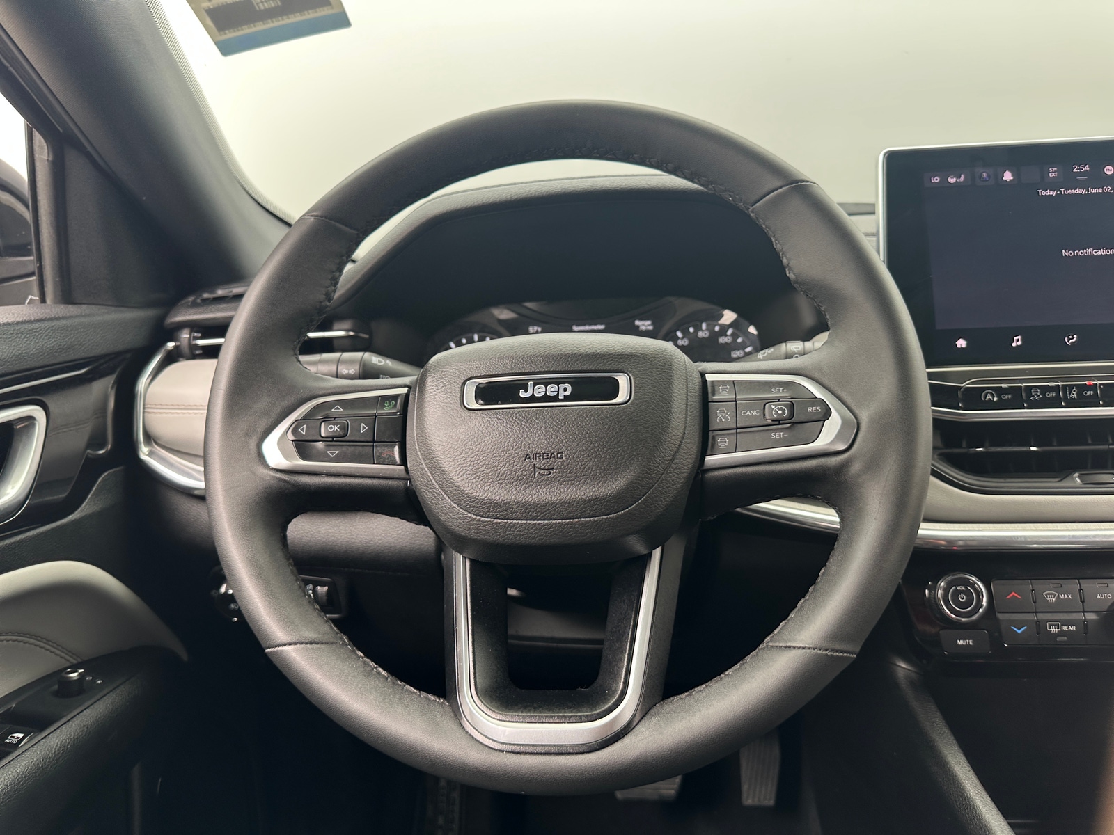 Thumbnail: 2023 Jeep Compass - 4