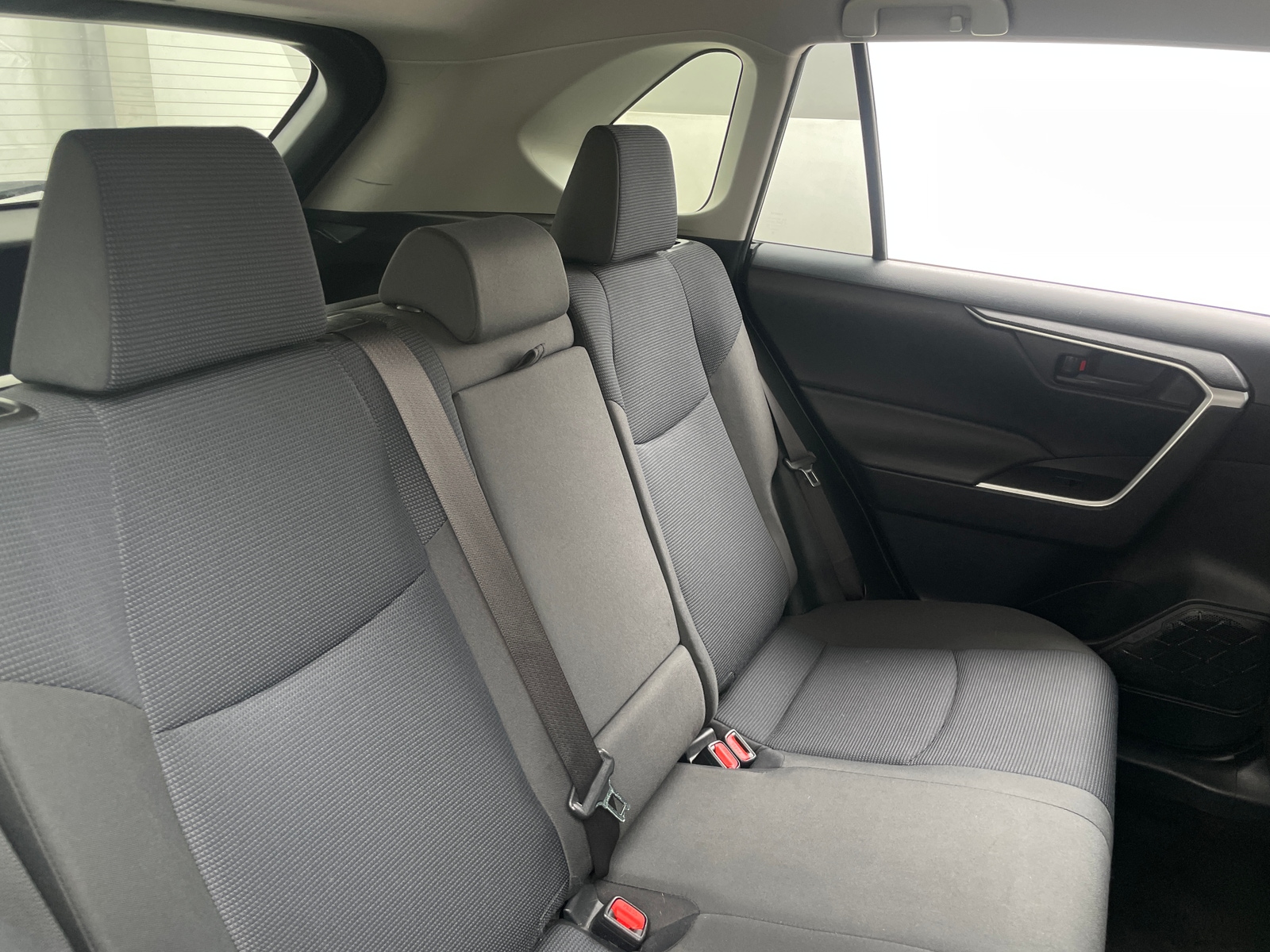 Thumbnail: 2019 Toyota RAV4 - 6
