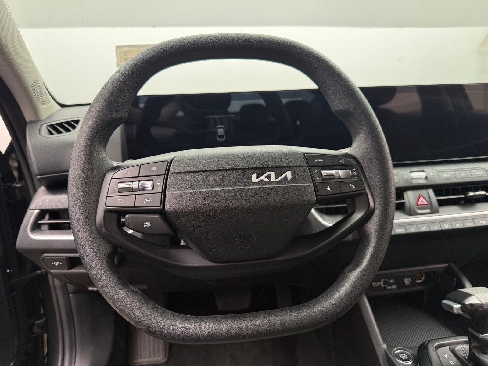 Thumbnail: 2025 Kia K4 - 5