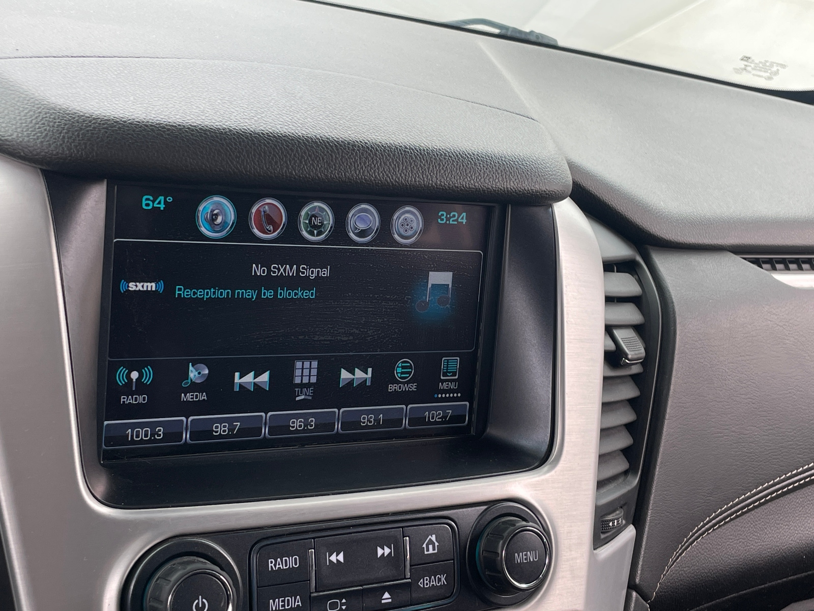 Thumbnail: 2018 GMC Yukon XL - 3
