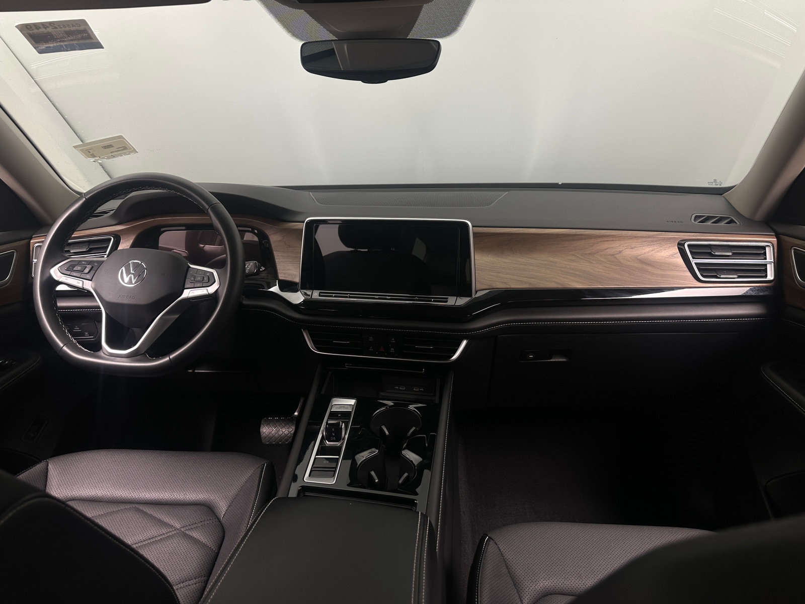 Thumbnail: 2024 Volkswagen Atlas - 2