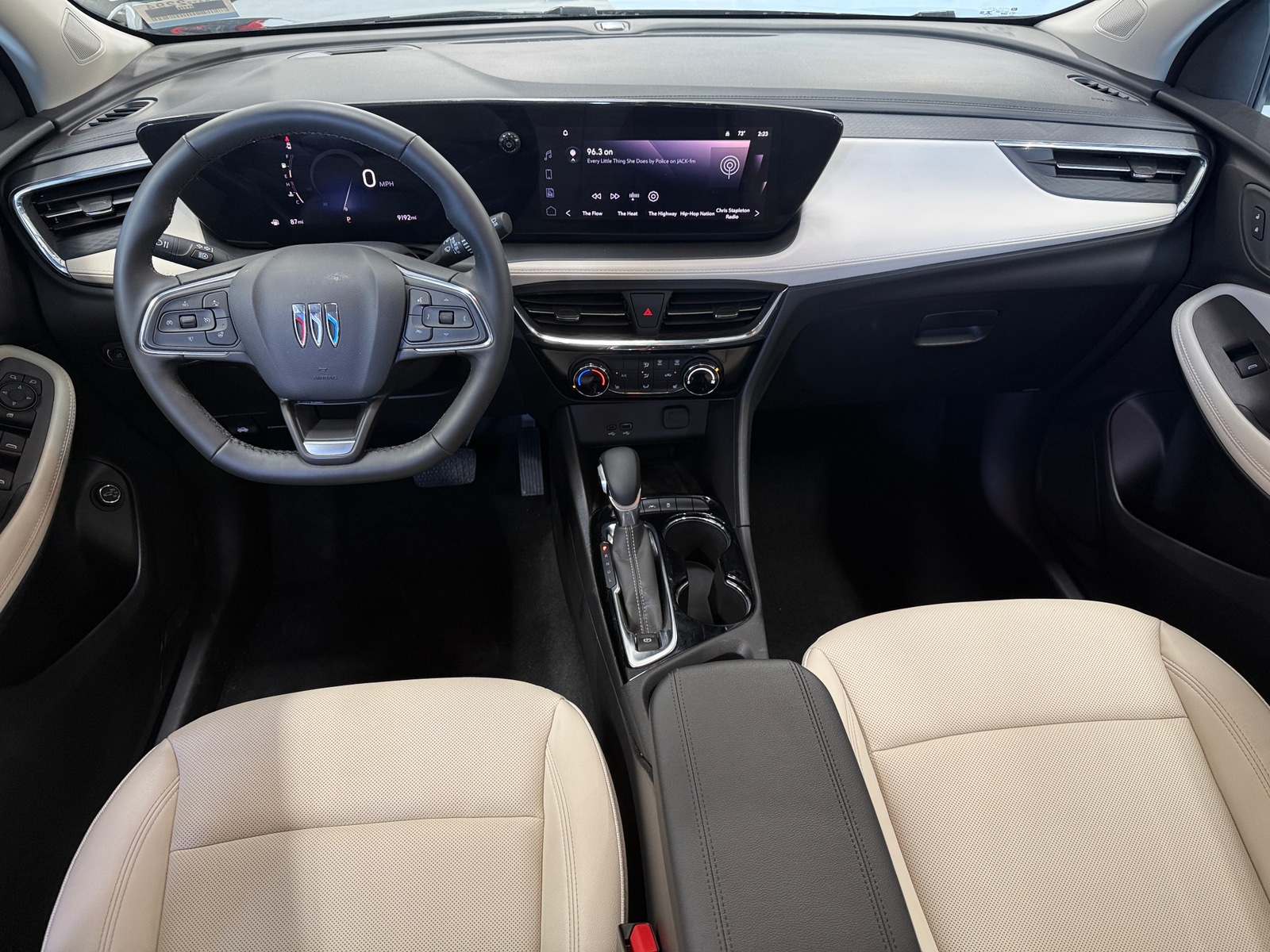 Thumbnail: 2025 Buick Encore GX - 2