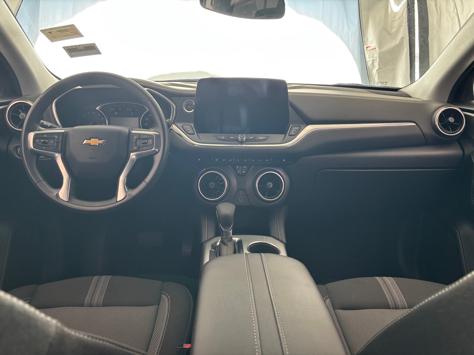 Thumbnail: 2025 Chevrolet Blazer - 3