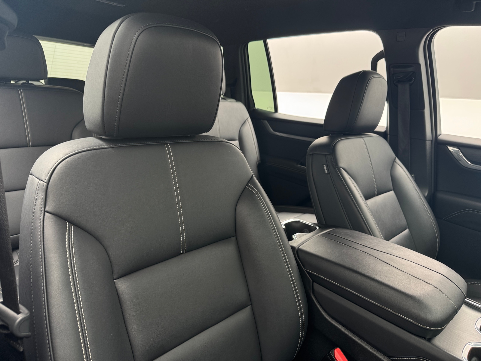 Thumbnail: 2024 GMC Acadia - 2