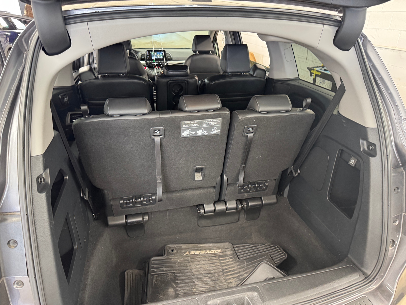 Thumbnail: 2023 Honda Odyssey - 6