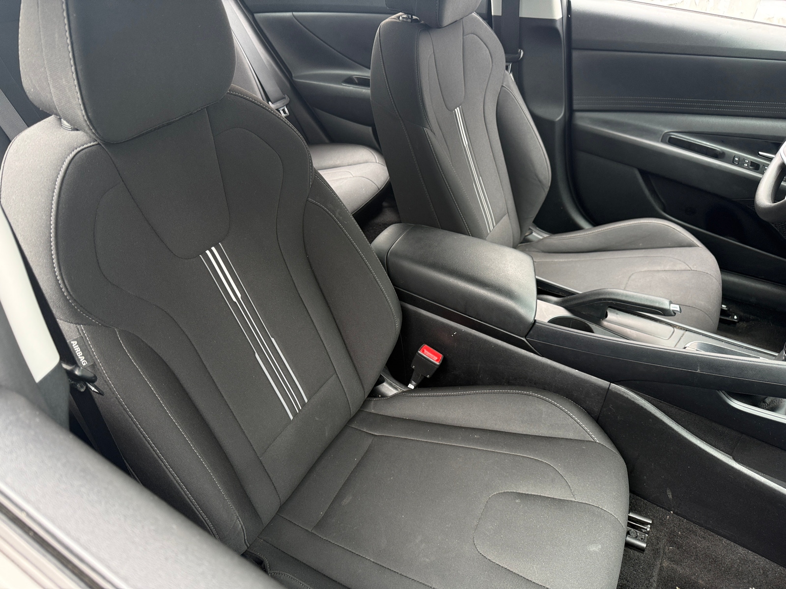 Thumbnail: 2023 Hyundai Elantra - 2