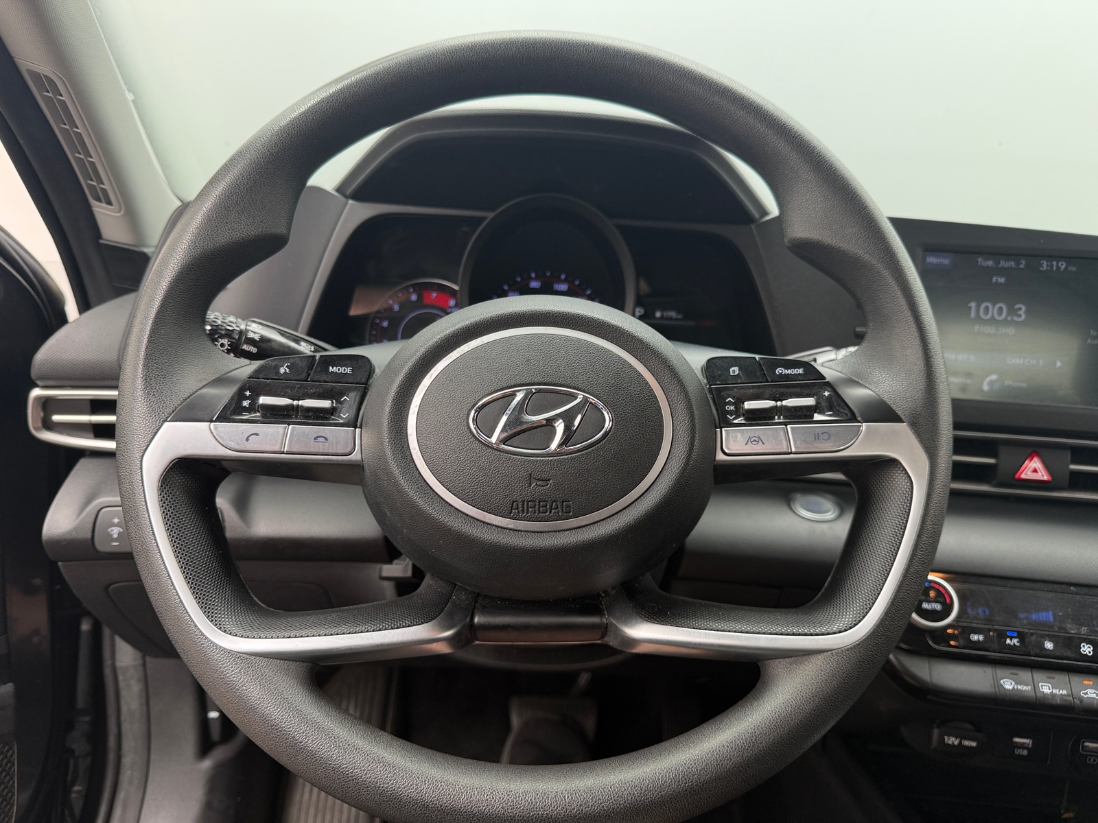 Thumbnail: 2023 Hyundai Elantra - 5