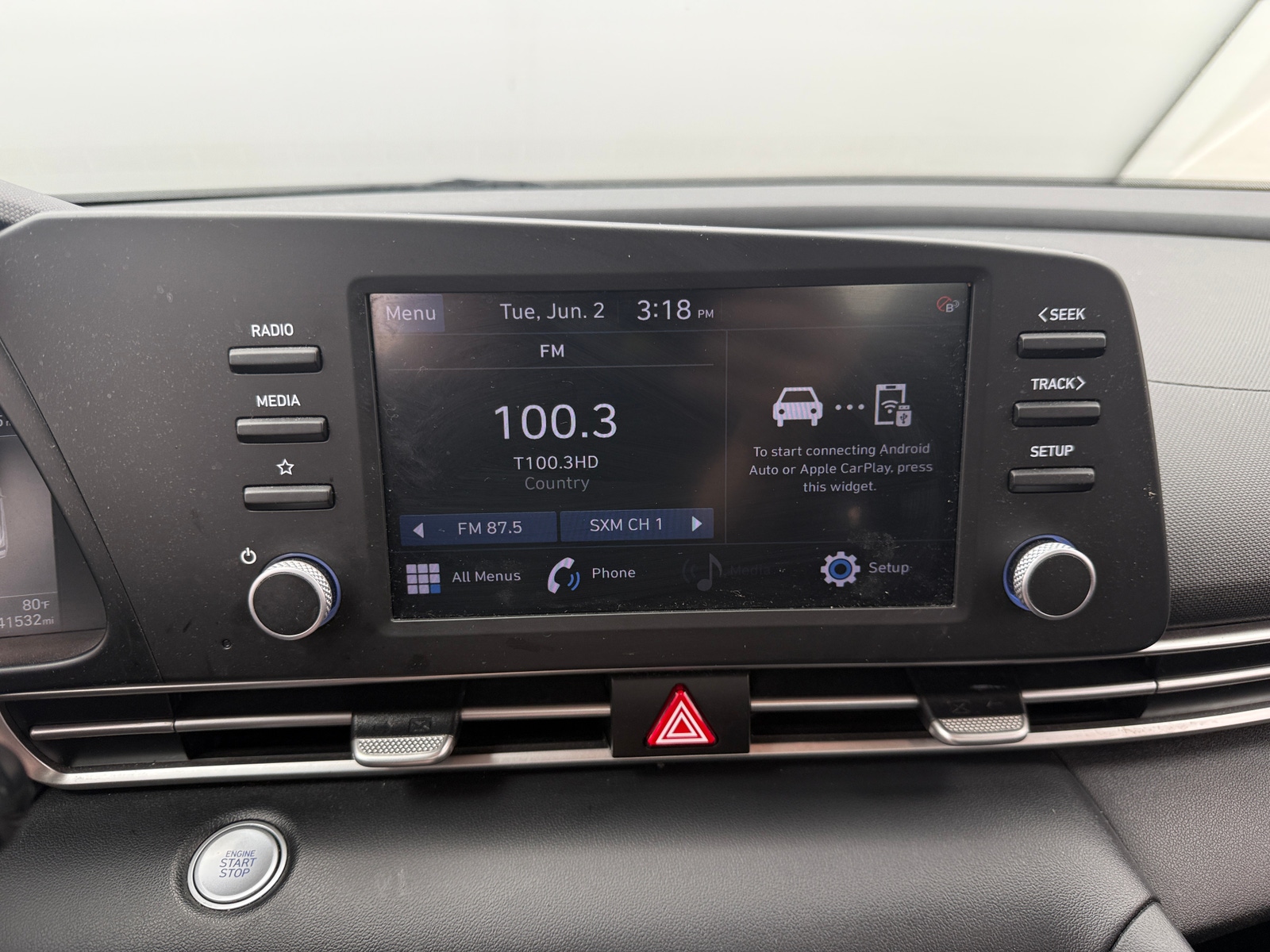 Thumbnail: 2023 Hyundai Elantra - 4