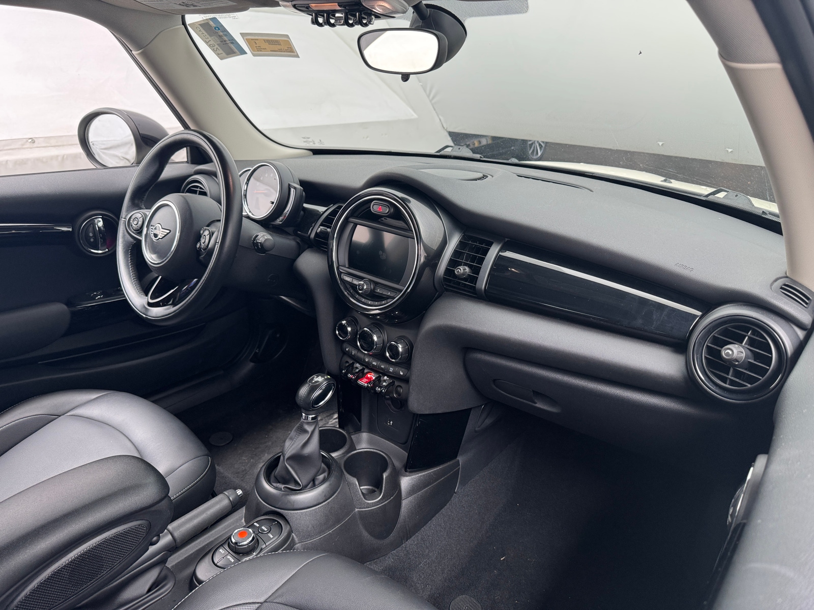 Thumbnail: 2019 MINI Cooper Hardtop - 2