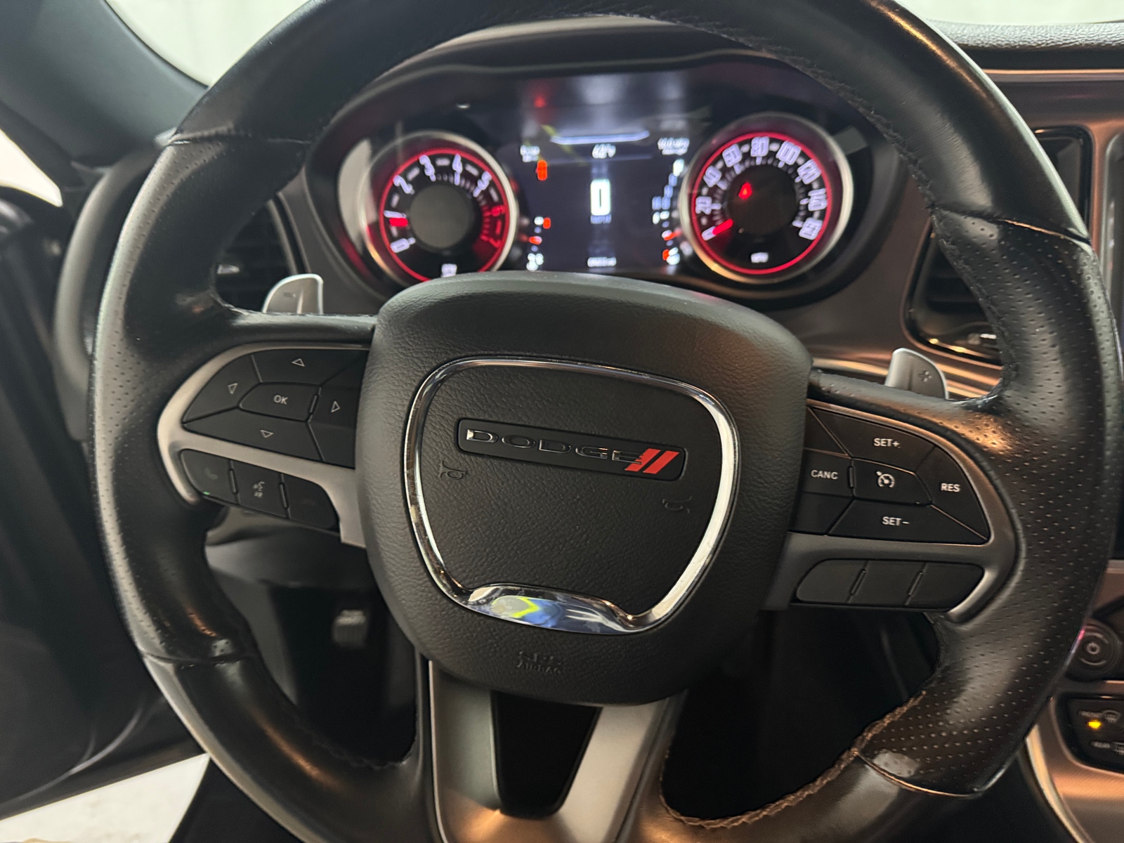 Thumbnail: 2019 Dodge Challenger - 4