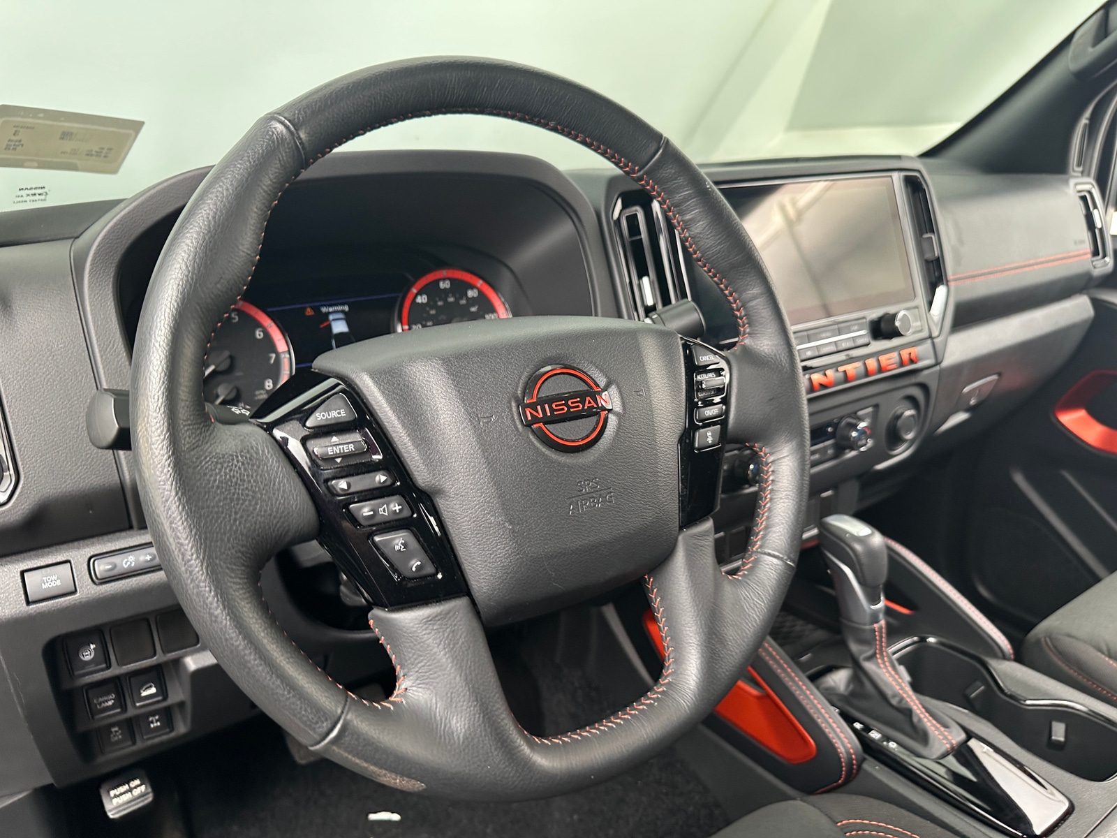 Thumbnail: 2025 Nissan Frontier - 5
