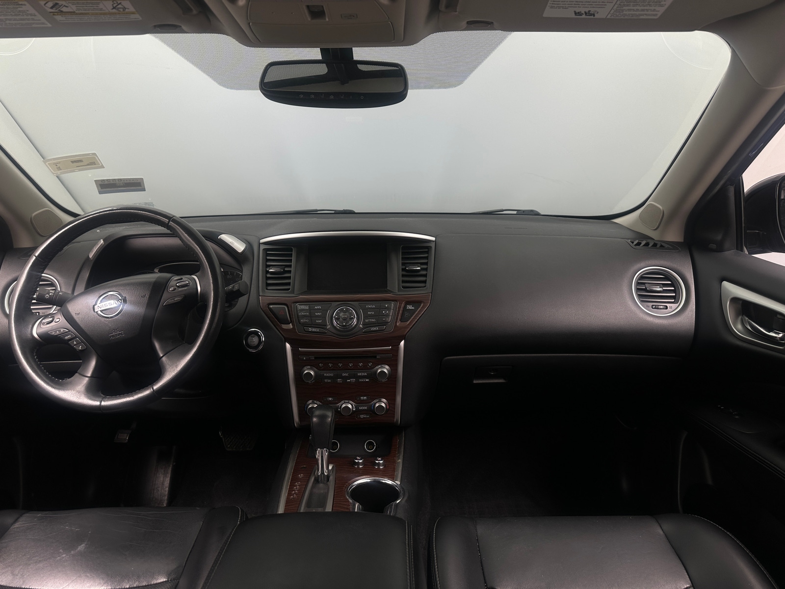 Thumbnail: 2017 Nissan Pathfinder - 2