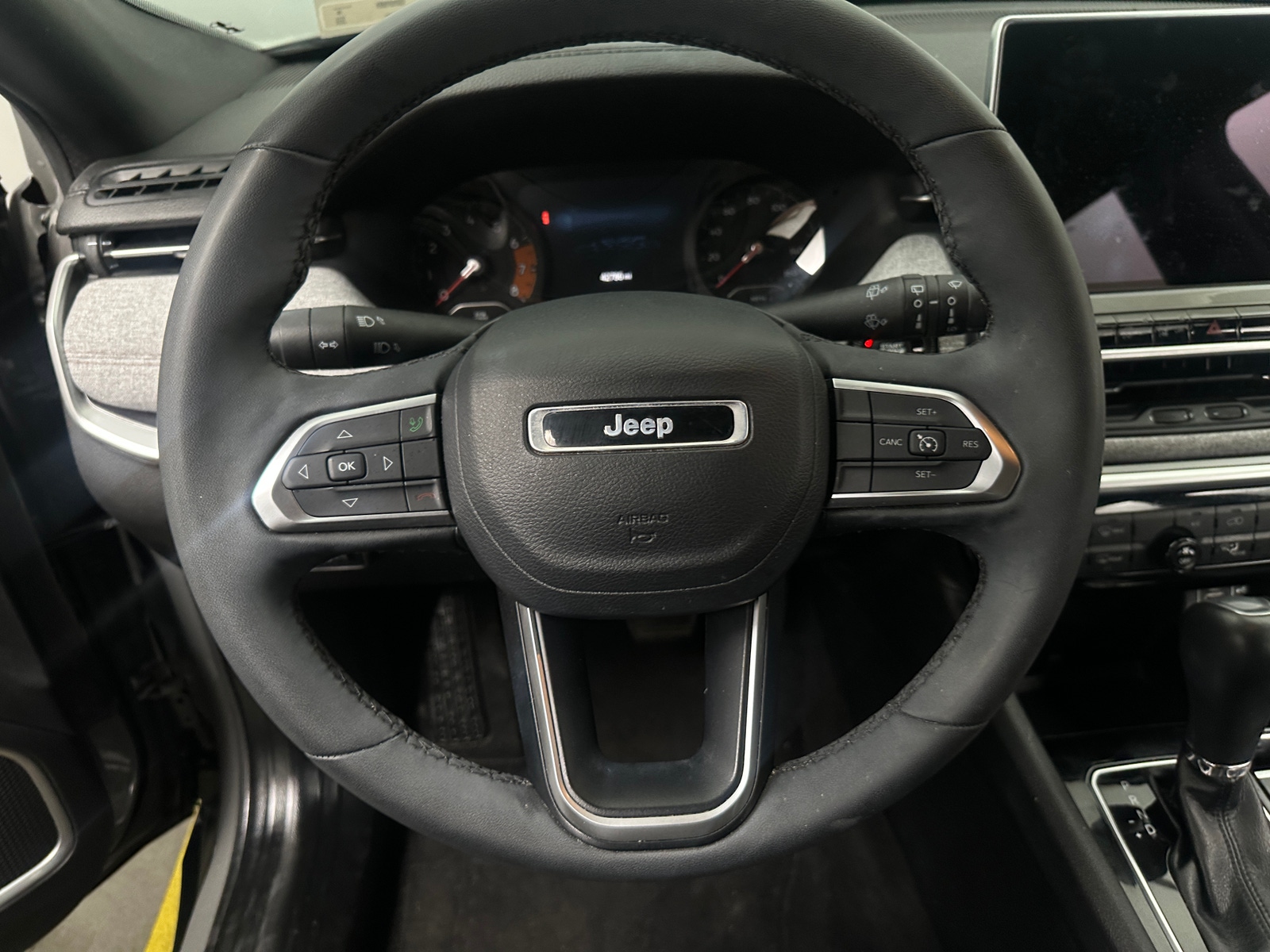 Thumbnail: 2023 Jeep Compass - 4