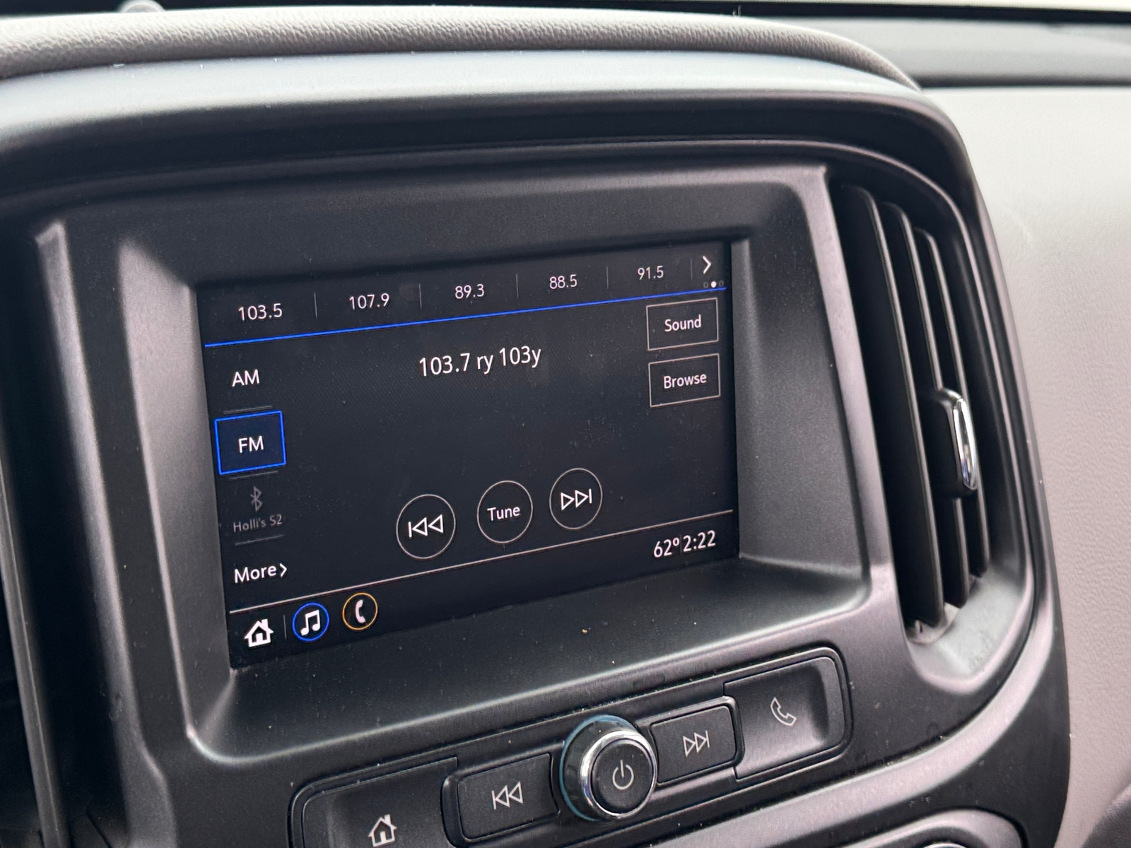 Thumbnail: 2020 Chevrolet Colorado - 4