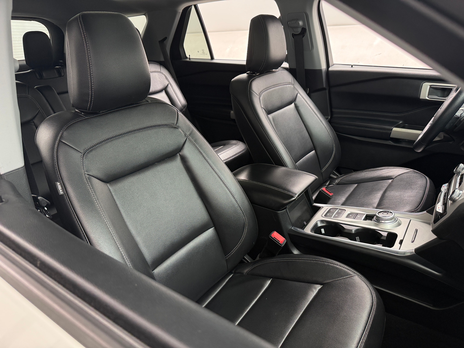 Thumbnail: 2020 Ford Explorer - 2
