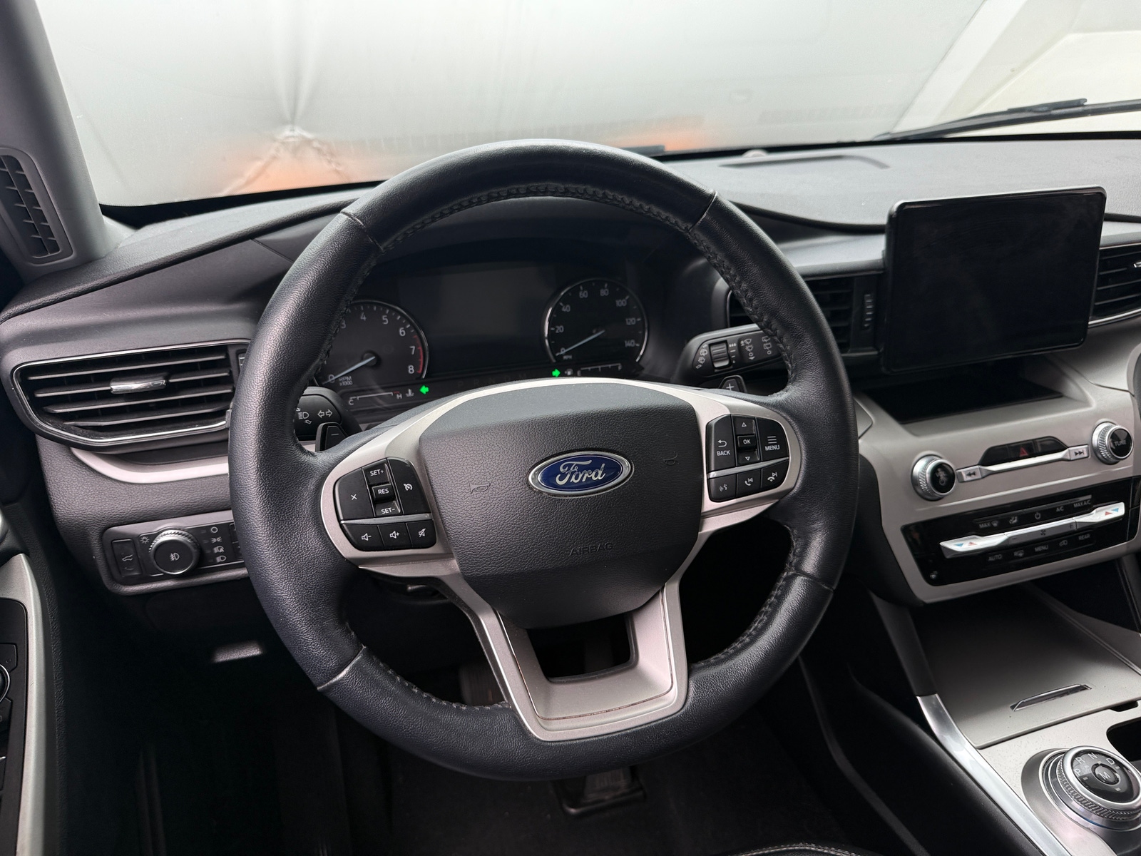 Thumbnail: 2020 Ford Explorer - 5