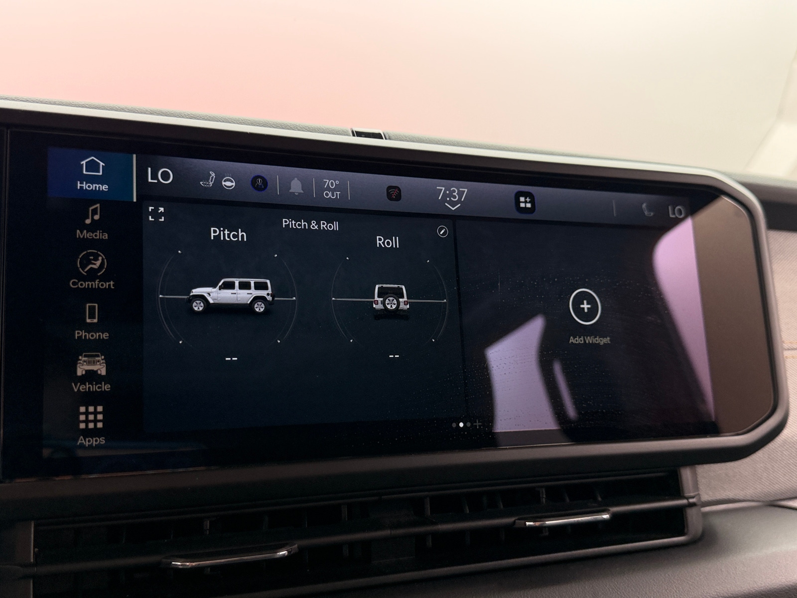 Thumbnail: 2024 Jeep Wrangler - 4