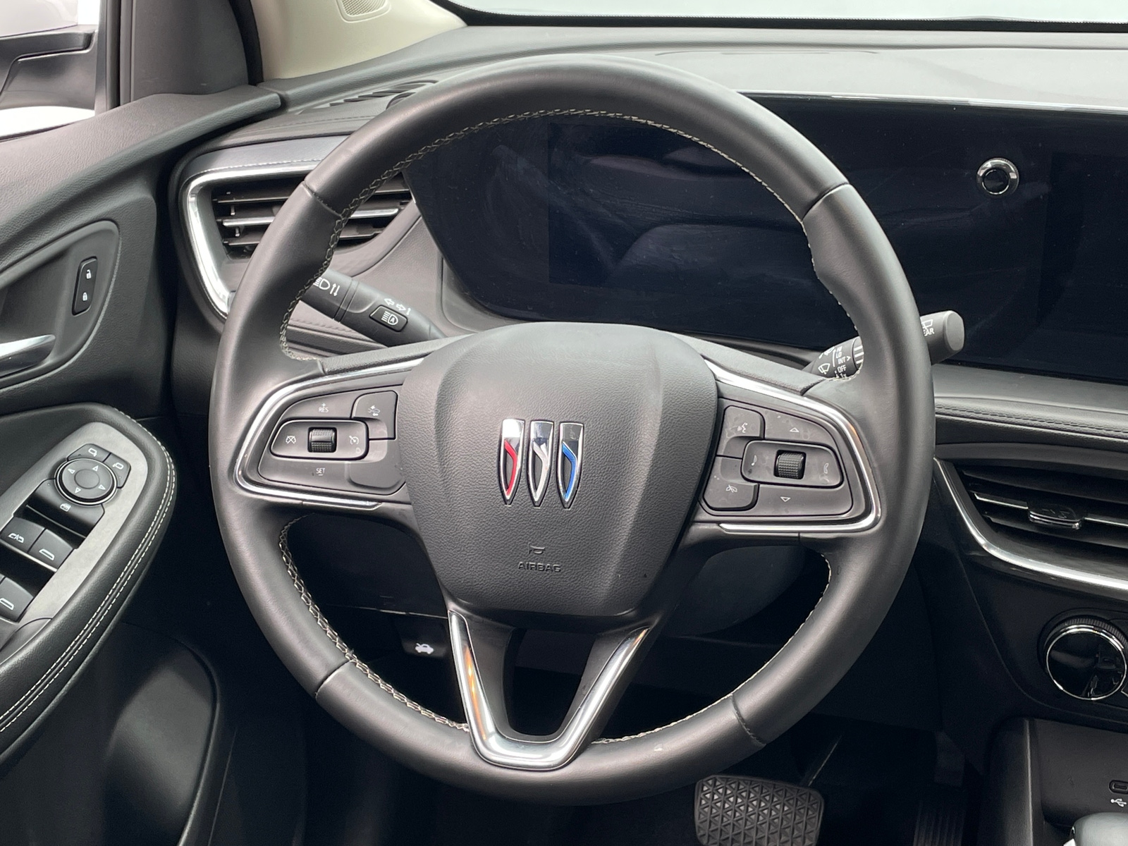 Thumbnail: 2025 Buick Encore GX - 4