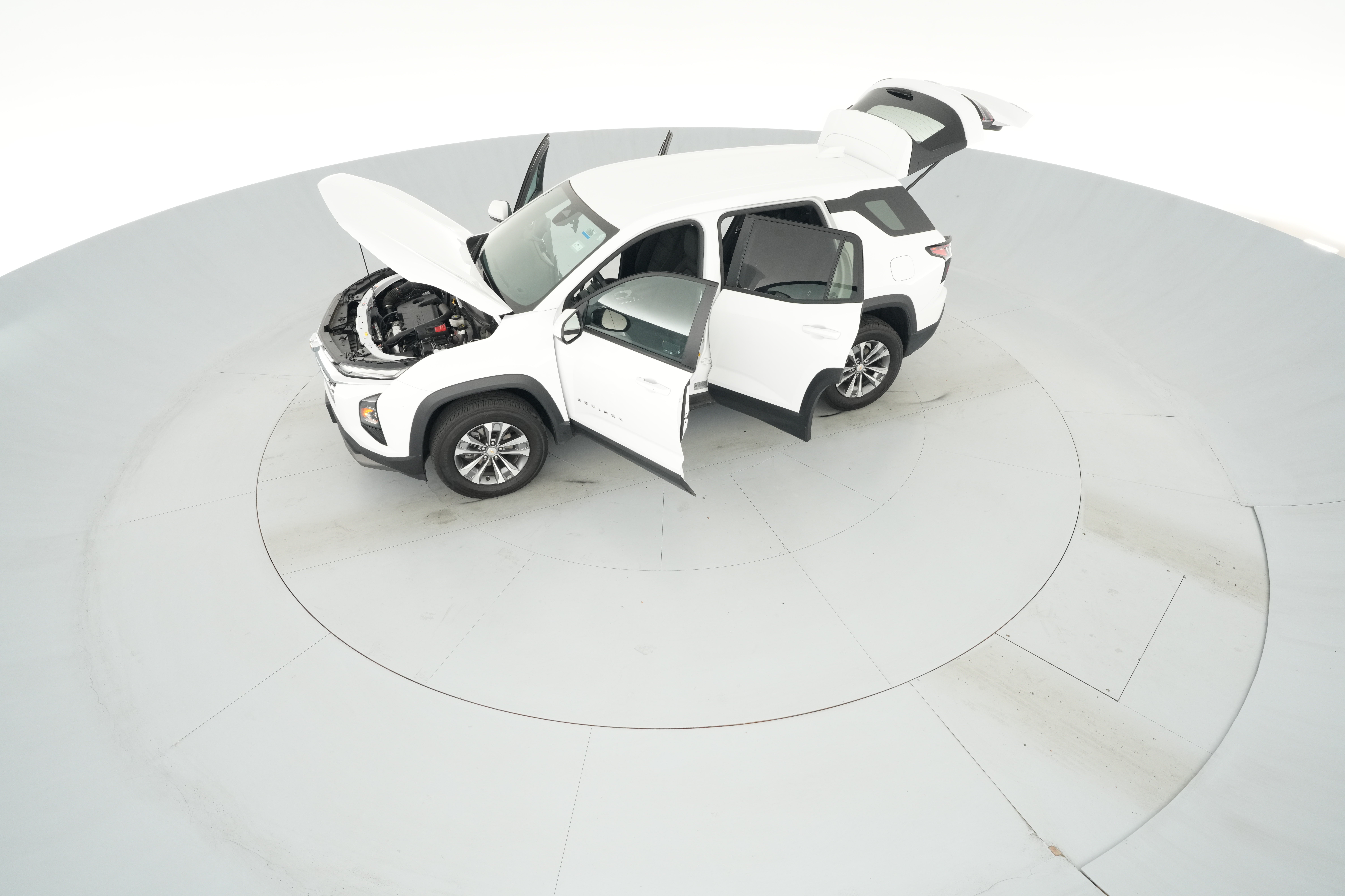 2025 Chevrolet Equinox LT - Photo 42