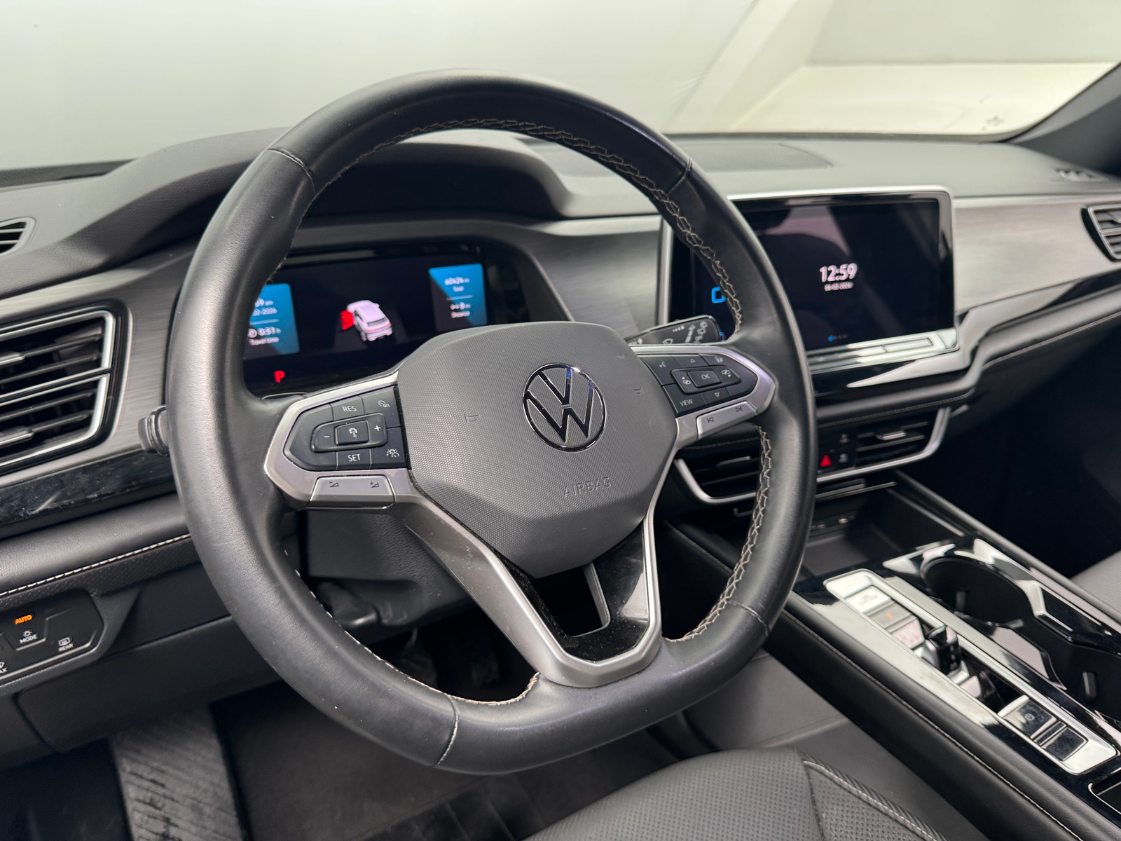 Thumbnail: 2024 Volkswagen Atlas - 4