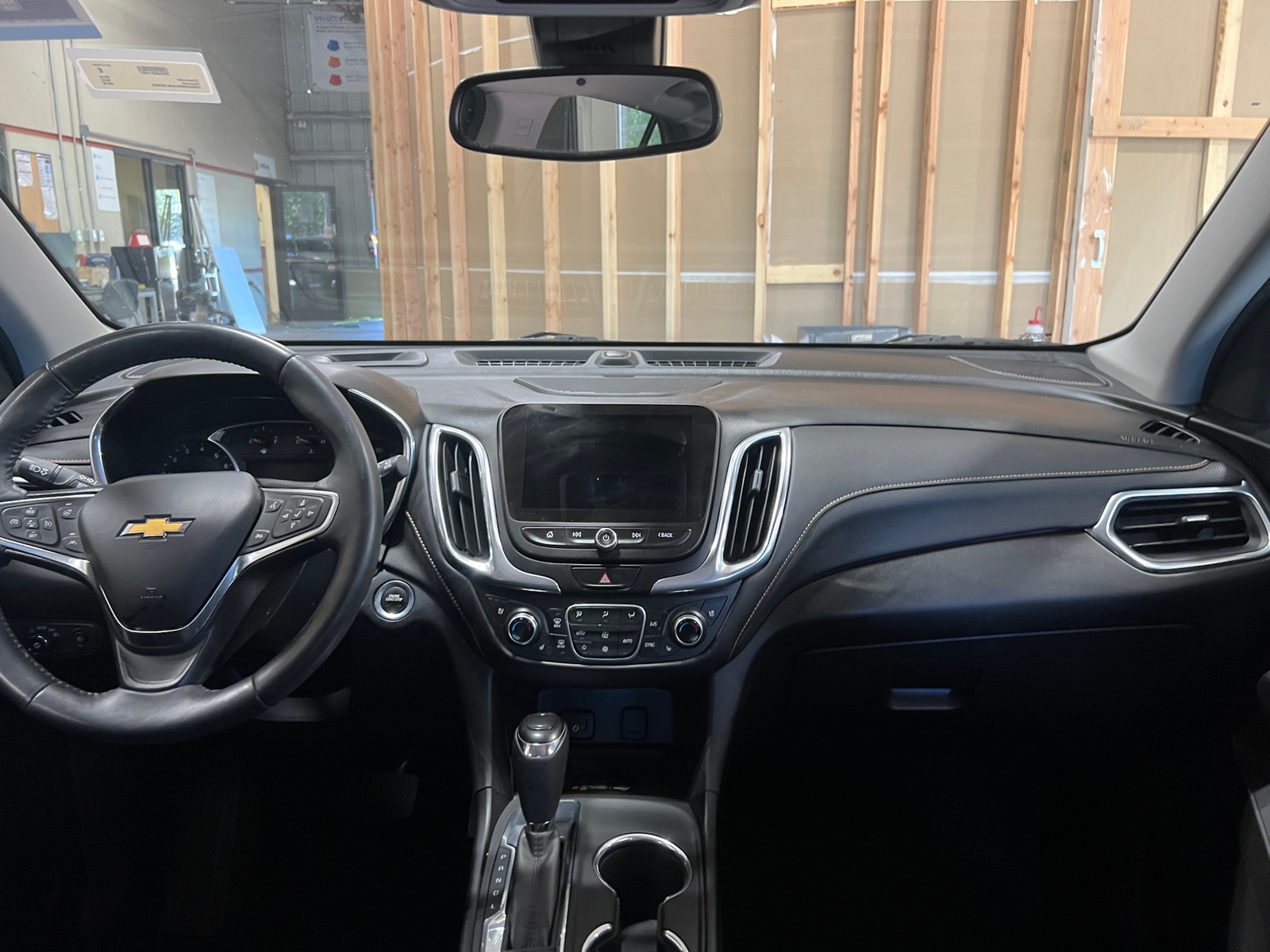 Thumbnail: 2018 Chevrolet Equinox - 2